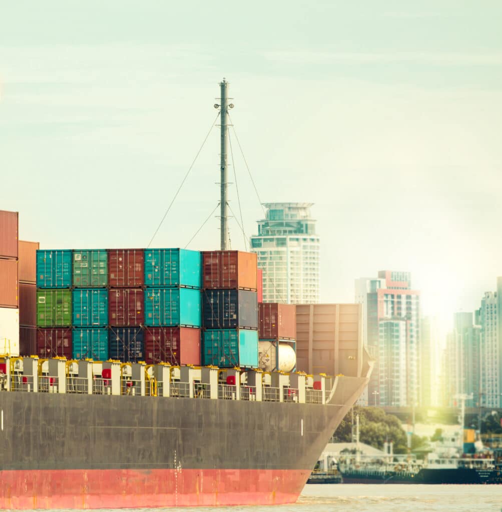 Freight Transport With Large Tankers In The Cargo With International