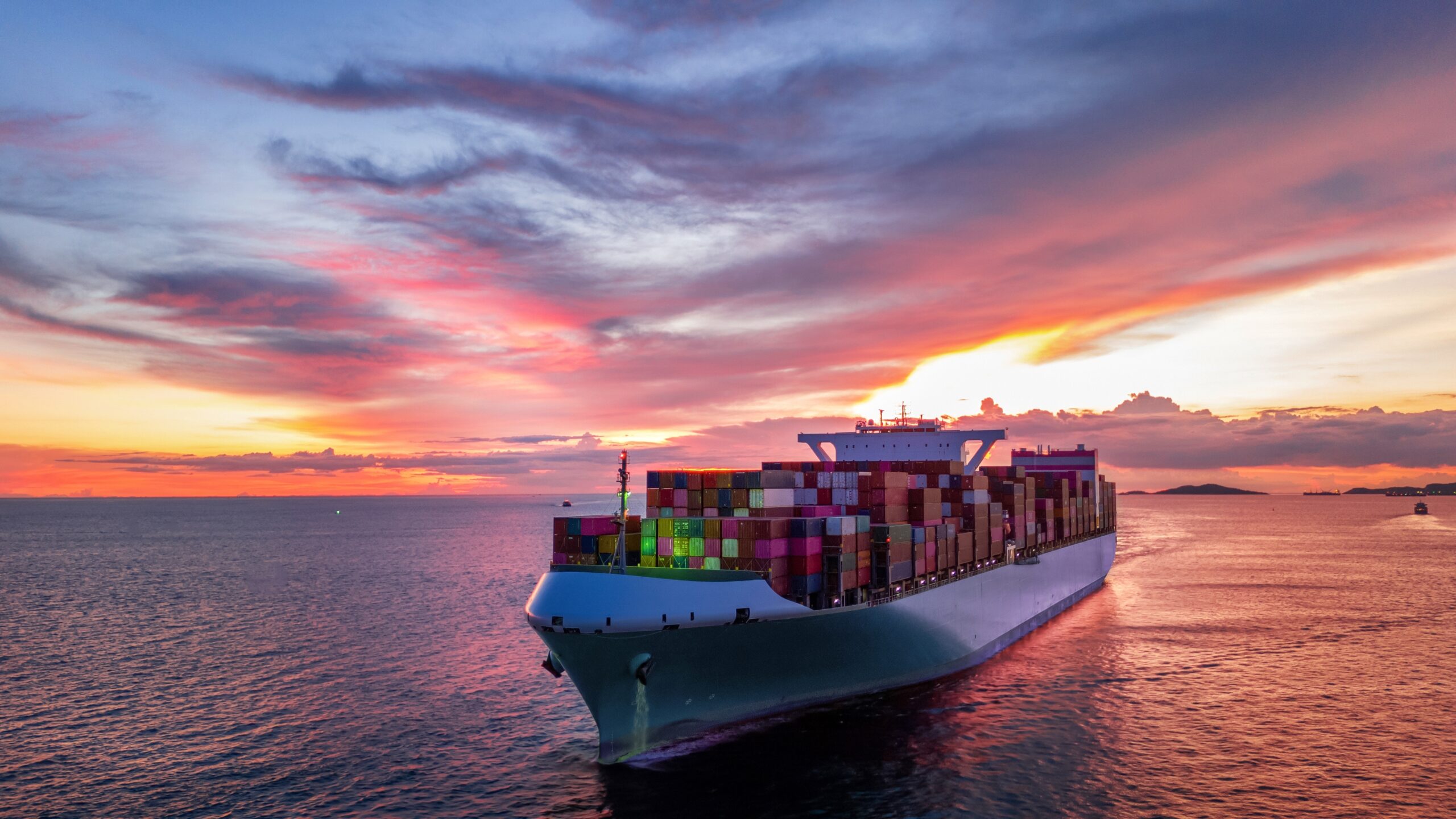 Decarbonising pharma logistics with sea freight and reusable thermal covers