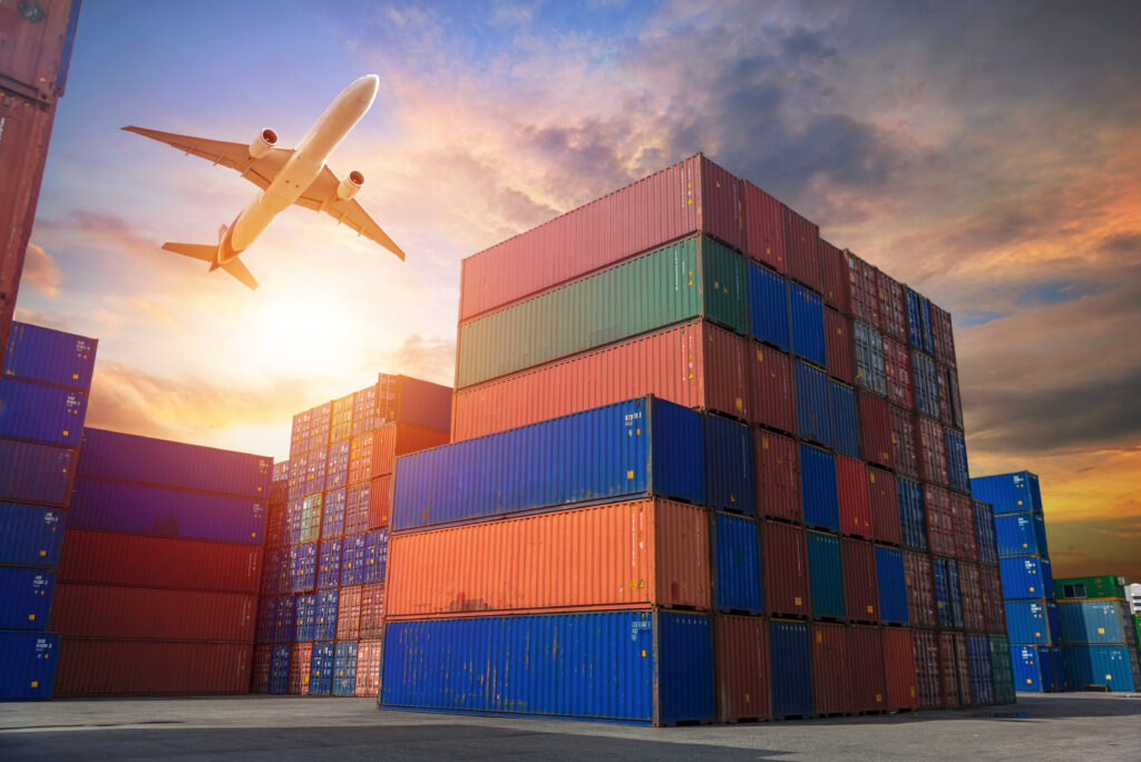 Sea freight logistics: temperature-controlled container for pharmaceuticals